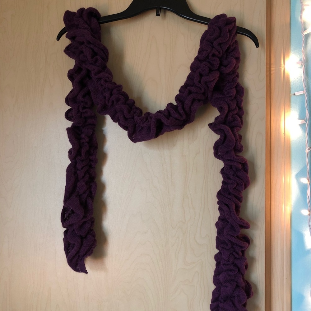 Plum Curvy Scarf
